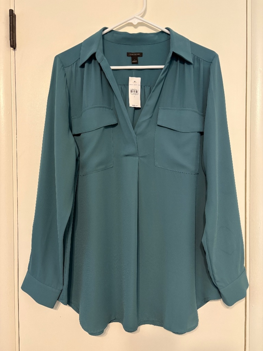 Ann Taylor Women's L/S Split-Neck Popover Camp Shirt Top Blouse L Teal NWT